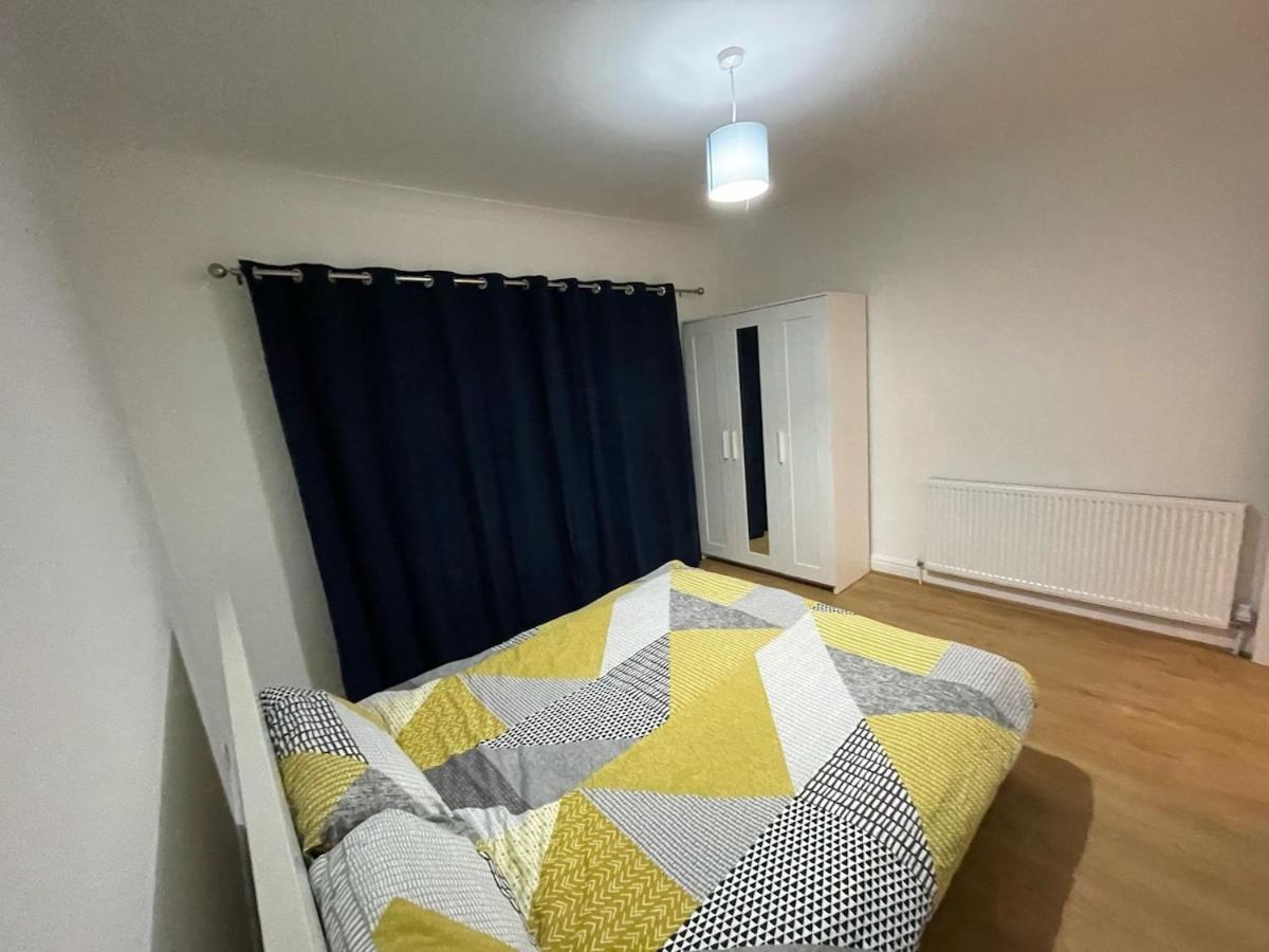 Luxury 2 Bed House With Parking, 5 Min Walk To Station & Ldo Villa Londen Buitenkant foto